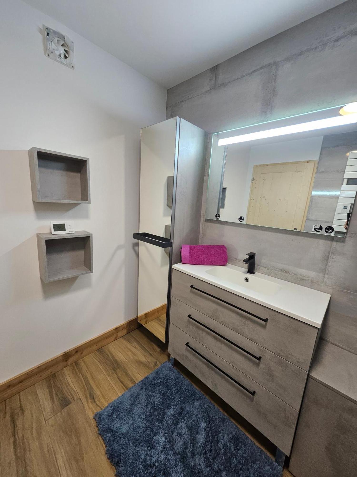 Les Fees Mer : Appart 150 M² Hypercentre Calme 10P Chamonix Luaran gambar